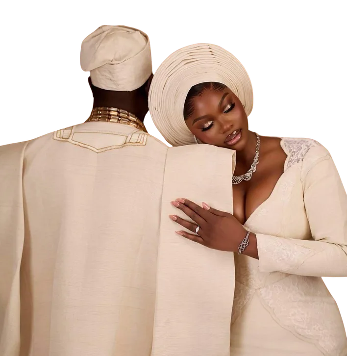 Miguel e Helma em trajes tradicionais creme